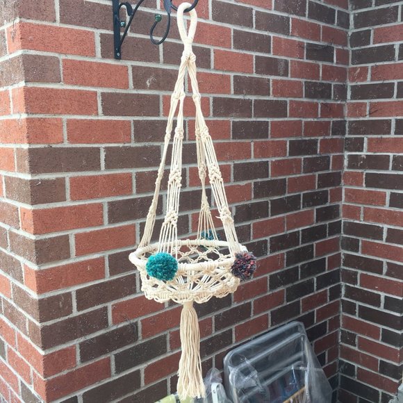 Vintage Other - Vintage 1970s Macrame Plant Hanger